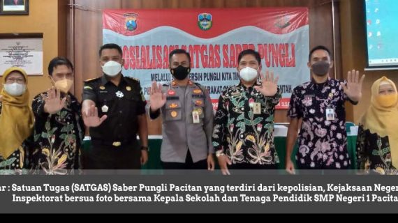 SMP NEGERI 1 PACITAN DIDATANGI PIHAK KEPOLISIAN, KEJAKSAAN NEGERI DAN INSPEKTORAT? ADA APA INI?