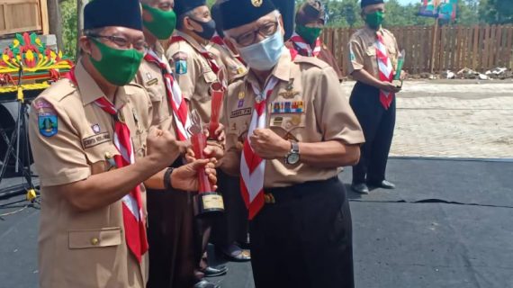 GUDEP UNGGUL DI GENGGAMAN SMP NEGERI 1 PACITAN DI MASA PANDEMI