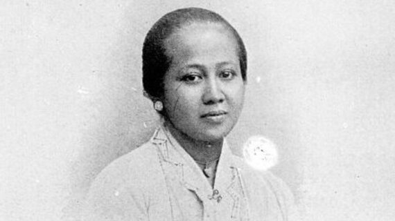 RADEN AJENG KARTINI: PEJUANG EMANSIPASI PEREMPUAN INDONESIA